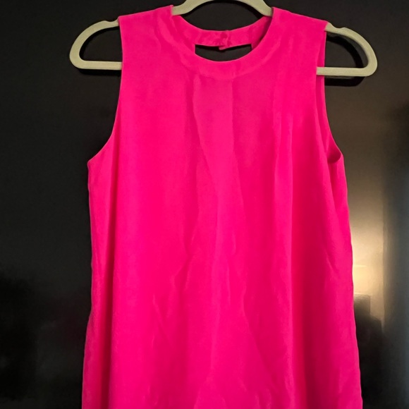 Pink top - Picture 2 of 4